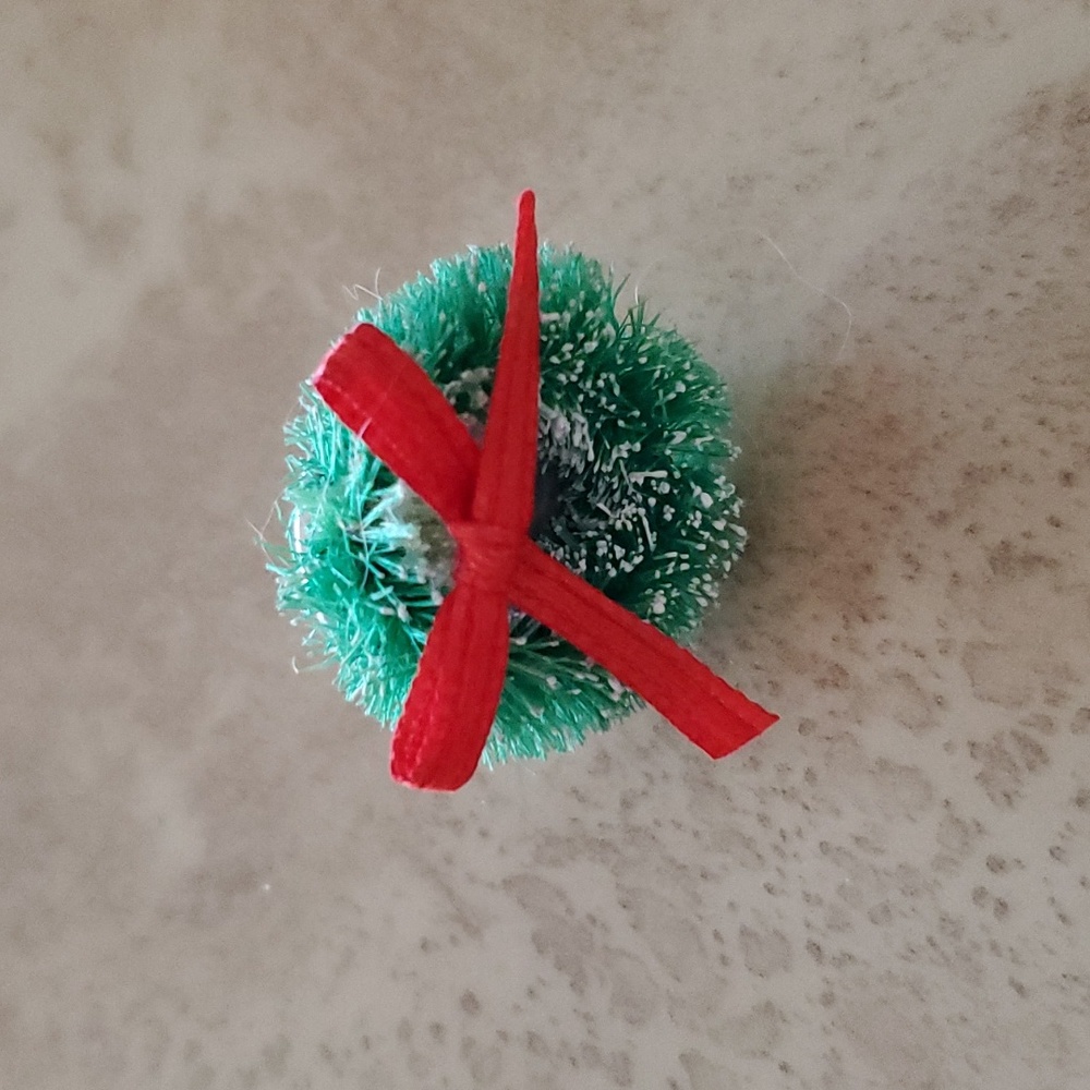 Wreath Ring nwot